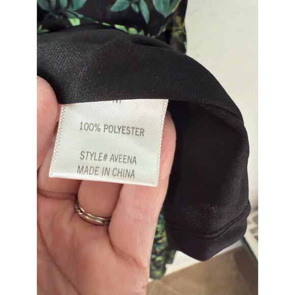 Miami Ivy and Stars Sweetheart Neckline Leg Slit Ruched Sleeve Dress Size M - Picture 9 of 9